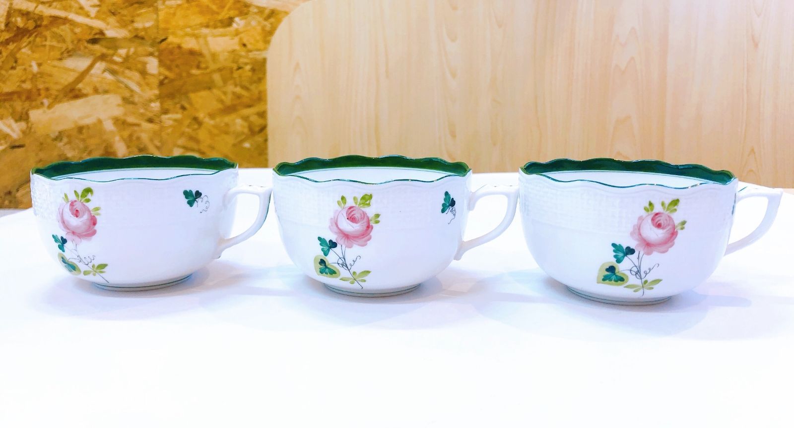 4481】☆未使用品☆ ヘレンド ティーカップ＆ソーサー ウィーンの薔薇