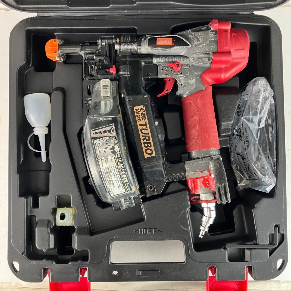 MAX マックス 32mm 高圧 ターボドライバ ねじ打機 ケース付 HV-R32G1 レッド