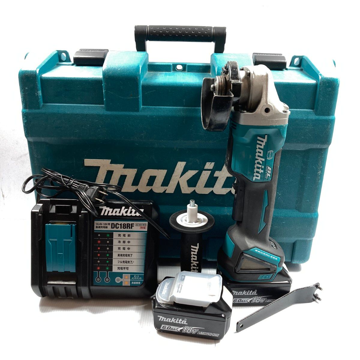 MAKITA マキタ 18V 100mm 充電式ディスクグラインダ (バッテリ2個・充電器・ケース付）PSEマークあり GA408D ブルー