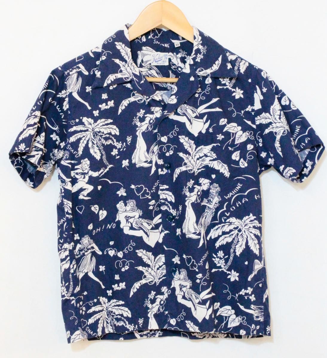 【中古】 SUN SURF メンズアロハシャツ XS SUN SURF/SPECIAL EDITION/SAILORS ON SHORE LEAVE/アロハシャツ/XS/紺 ネイビー/総柄/SS35839
