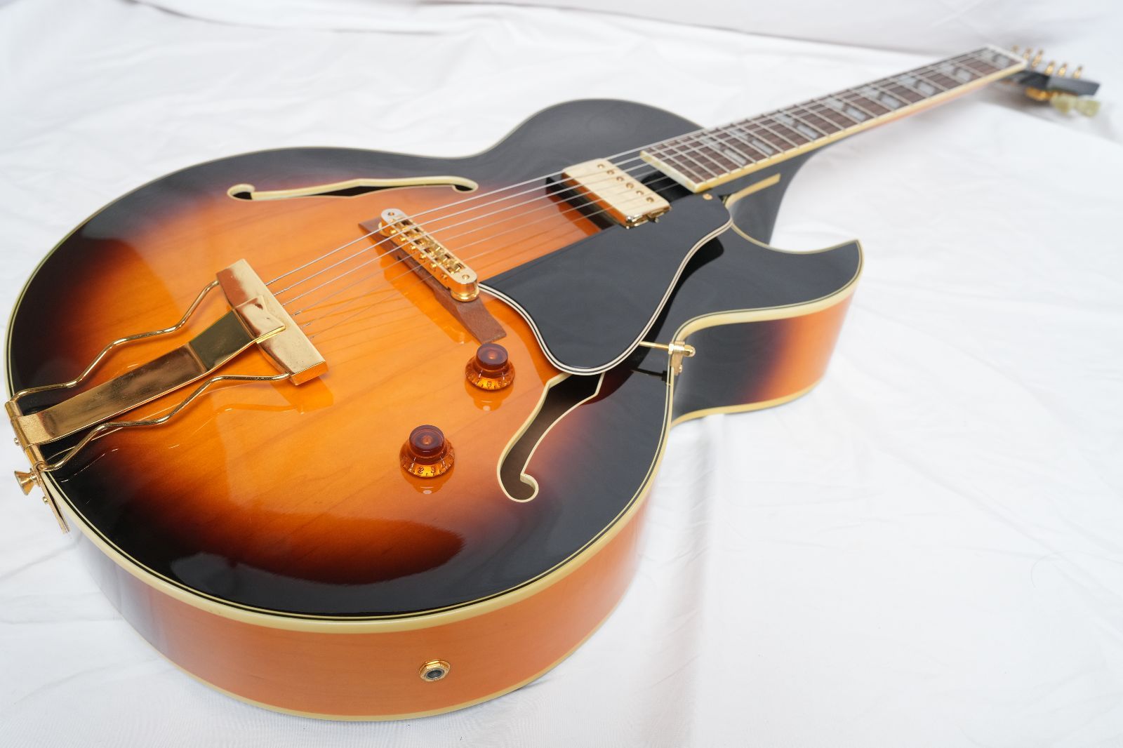 ☆BURNY RFA-65 Sunburst フルアコモデル ジャズギター 2003年製 美品