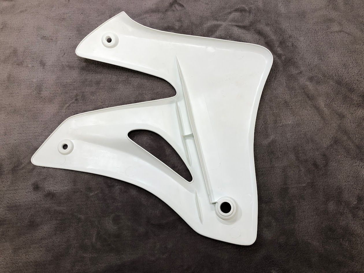 CRM250AR シュラウド 左右白 19035-KAEJ-7400 ホンダ 純正 - メルカリ