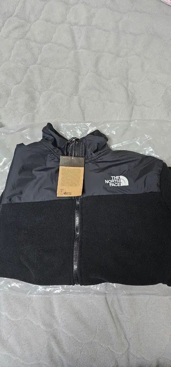 THE NORTH FACE ザノースフェイス ブラック フリース ジップアップ 新品 出品
