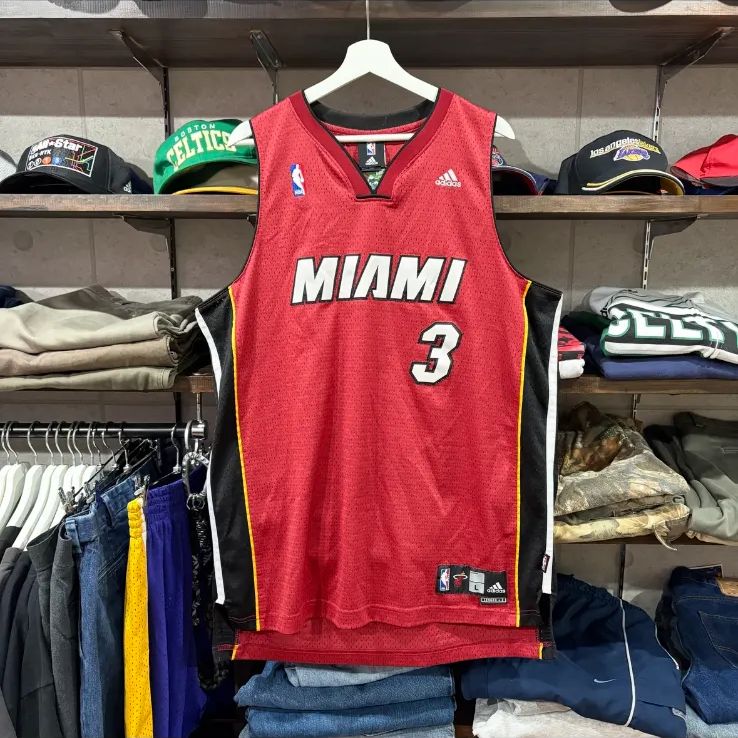 Miami Heat / Dwyane Wade #3 / Adidas Replica Jersey