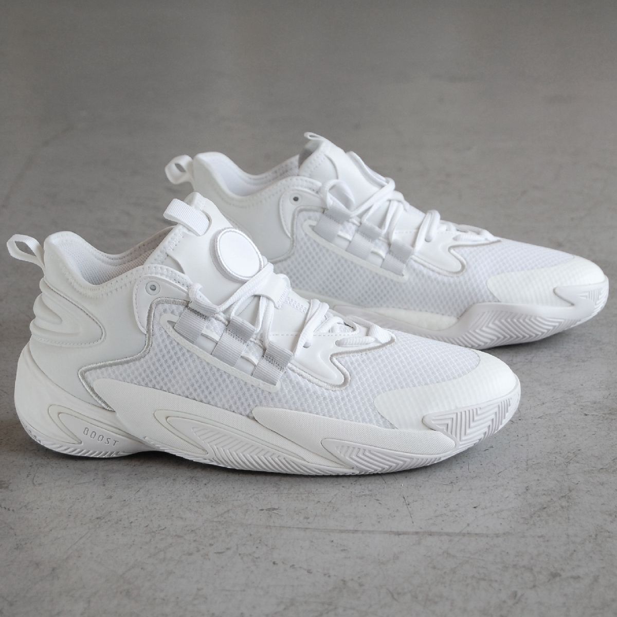ADIDAS BYW Select Team Cloud White アディダス BYW セレクト チーム オール ホワイト 真っ白 ブースト BOOST バッシュ アメリカ USA 海外 限定