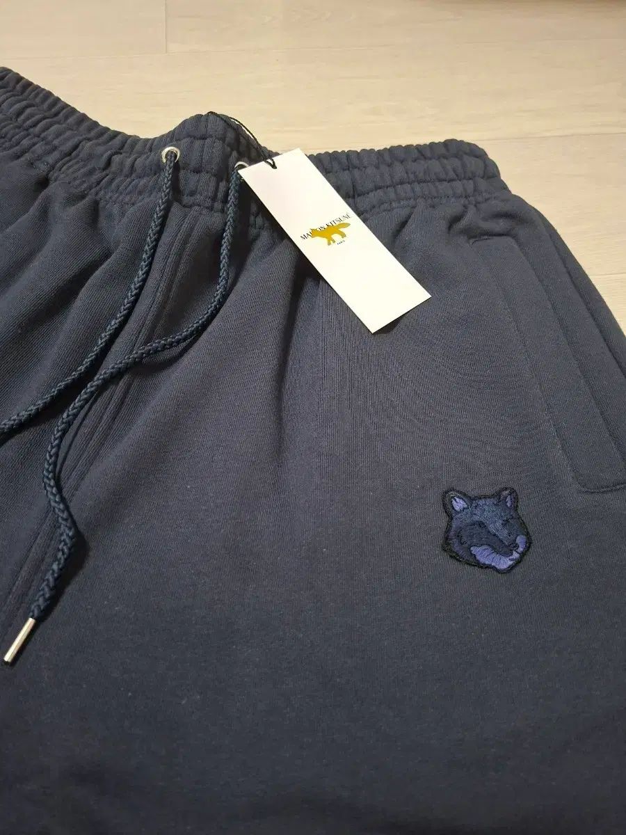 メゾンキツネ 칠 デザイン ジョガー パンツ (2XL)