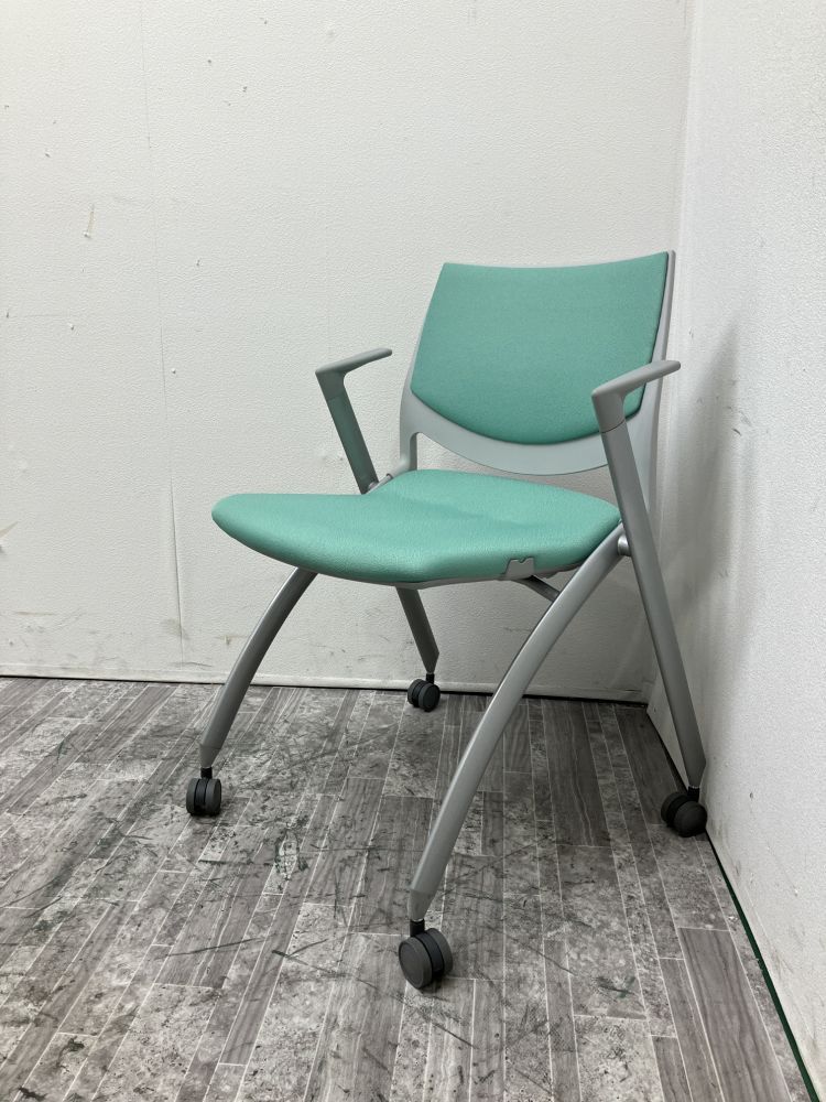 【中古品】トヨスチール Oval-K(オーバルケー)シリーズ 固定肘付オーバルケーチェア MCS-311FC グリーン