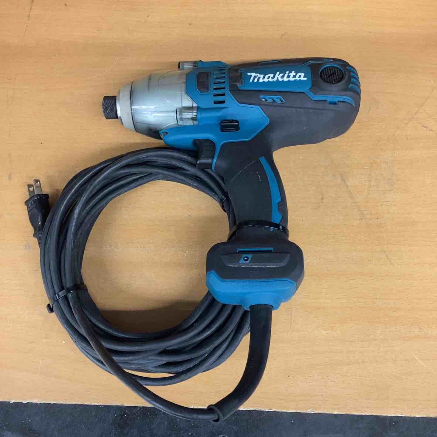 ☆マキタ(makita) インパクトドライバ TD0220【越谷店】 - メルカリ