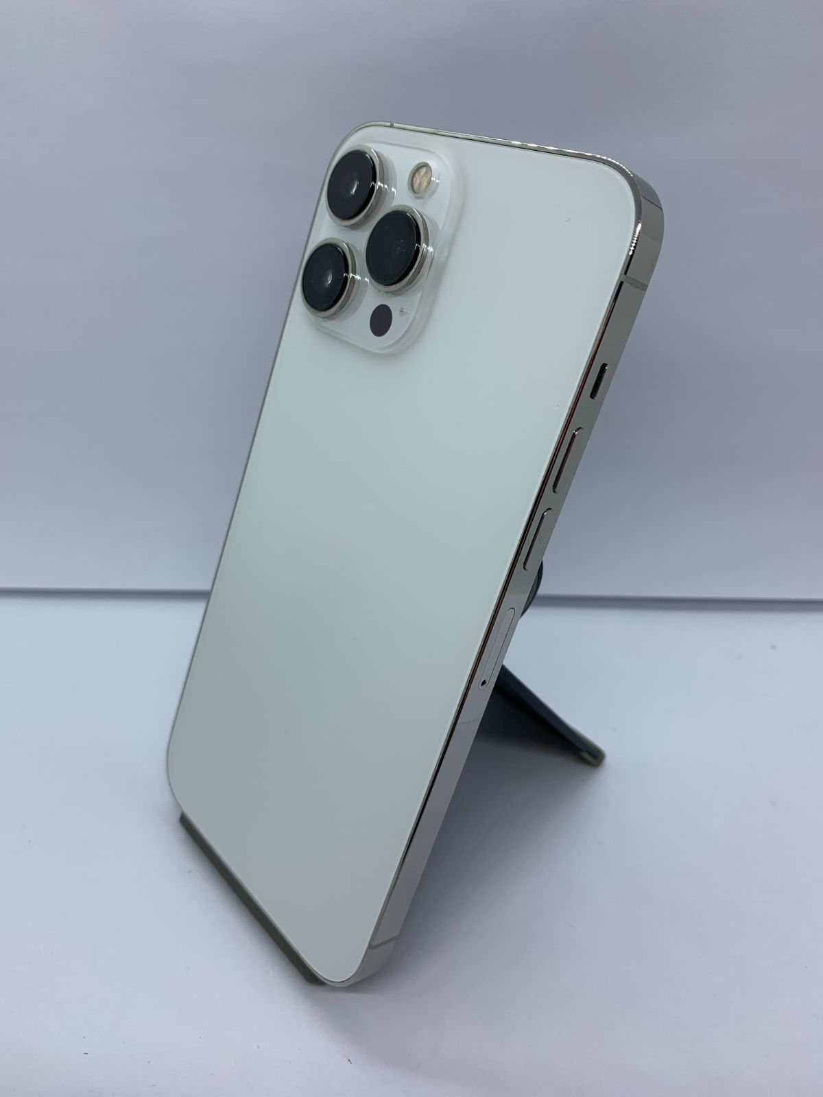 iPhone 13 Pro Max 256GB シルバー 中古 - メルカリ