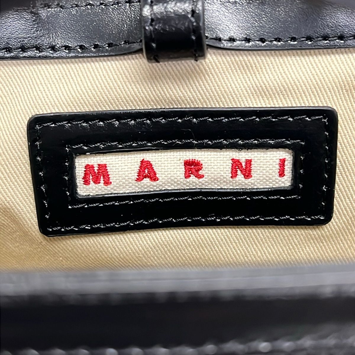 MARNI(マルニ) トートバッグ美品 トロピカリア マイクロ BMMP0067Q0 黒 