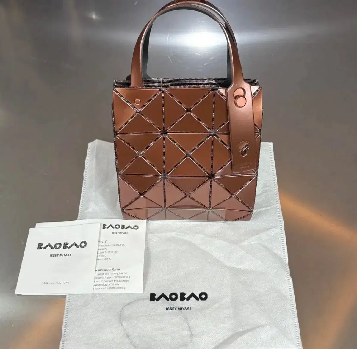 BAO BAO ISSEY MIYAKE バオバオイッセイミヤケ トートバッグ ブラウン
