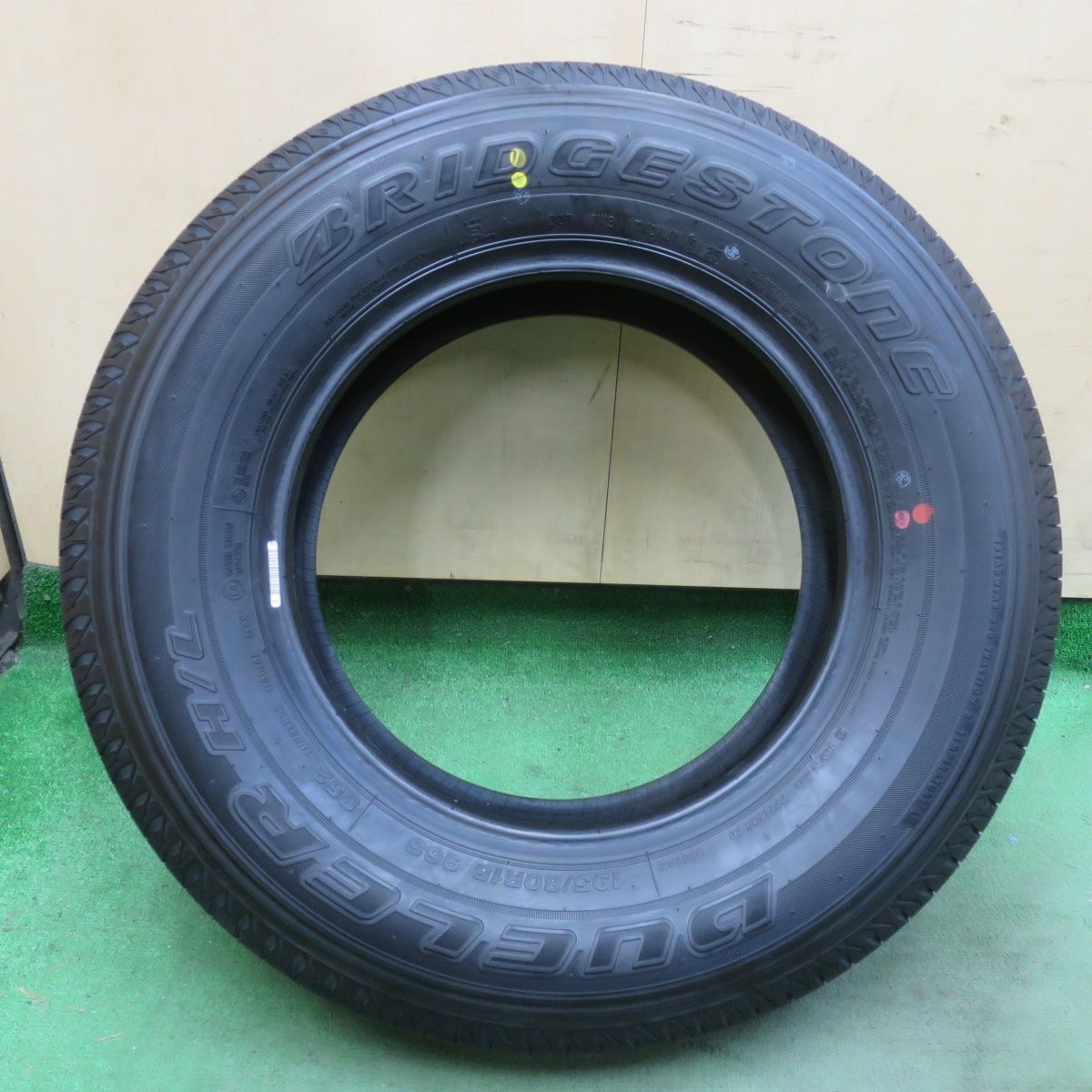BRIDGESTONE DUELER H⁄L 15インチ タイヤ 新車外し