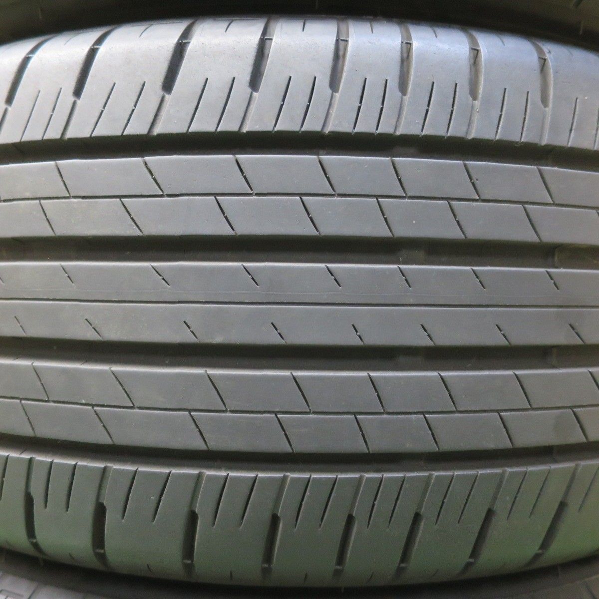 バリ溝！24年！9.5分☆225/50R18 ブリヂストン アレンザ H/L 33 タイヤ