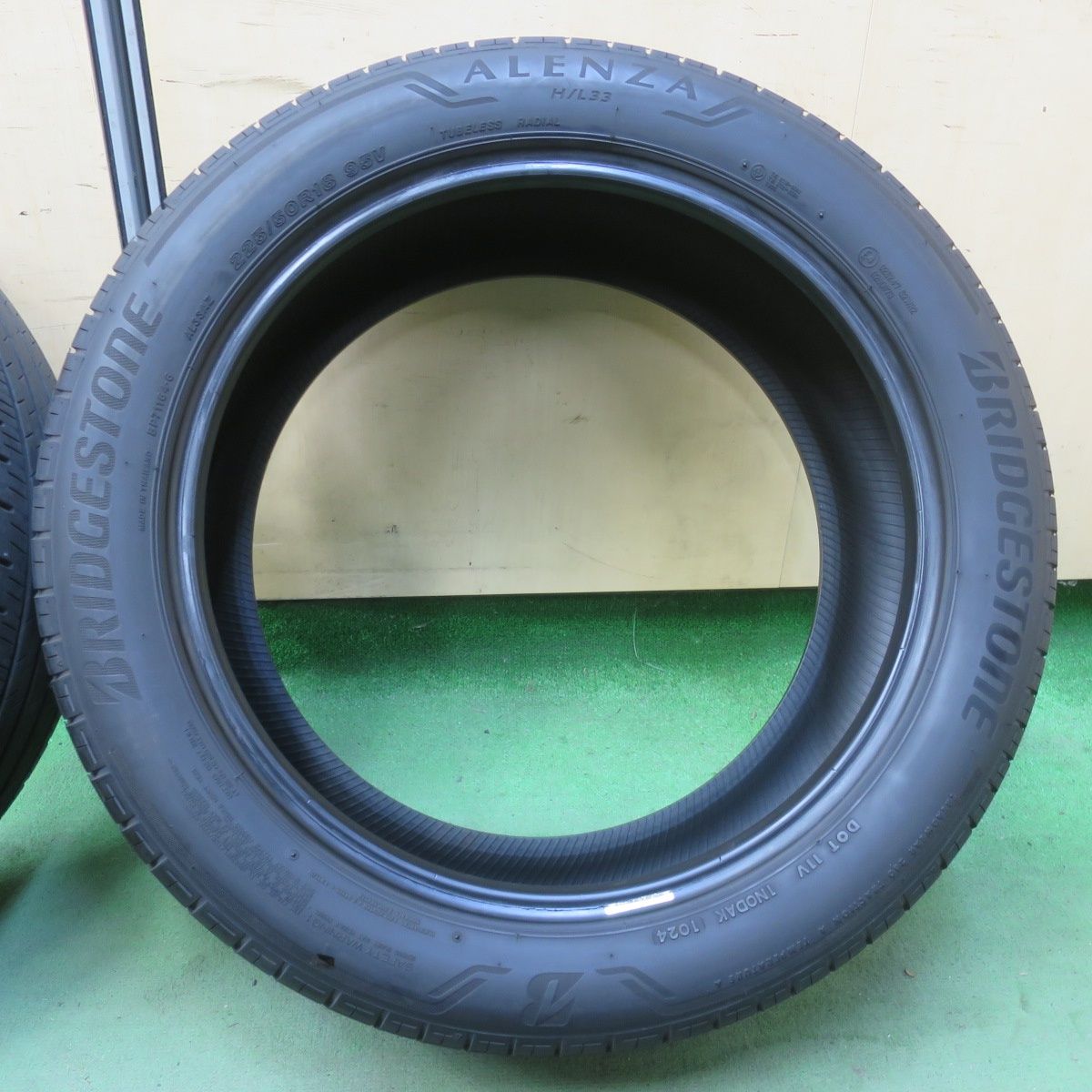 バリ溝！24年！9.5分☆225/50R18 ブリヂストン アレンザ H/L 33 タイヤ