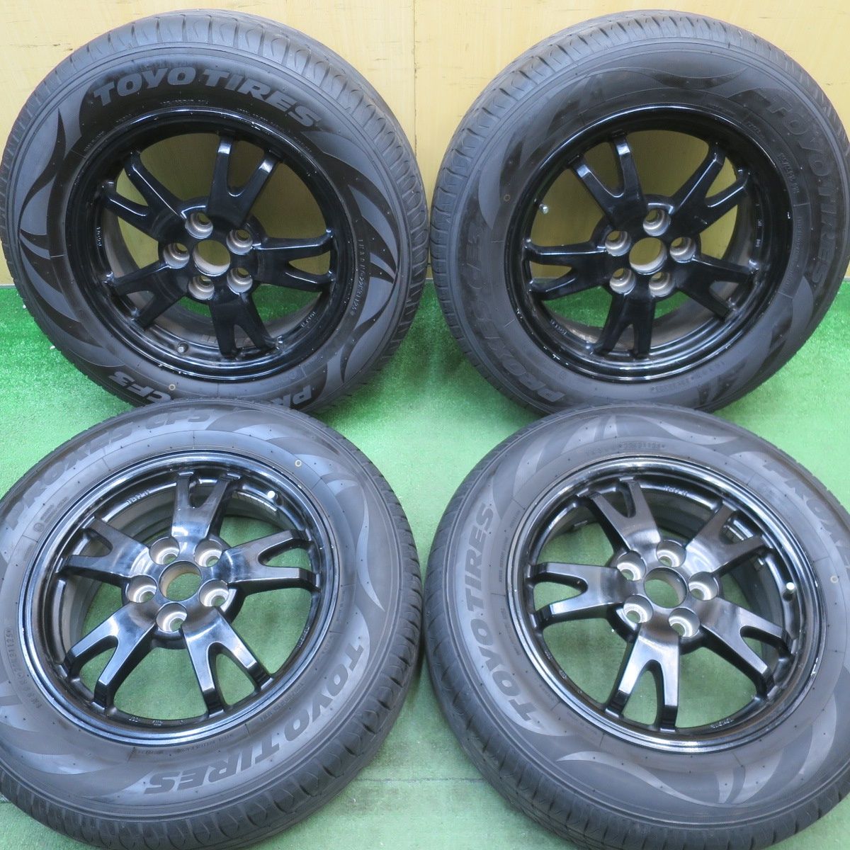 バリ溝！25年！9.5分☆トヨタ 30系 プリウス 純正 195/65R15 トーヨー
