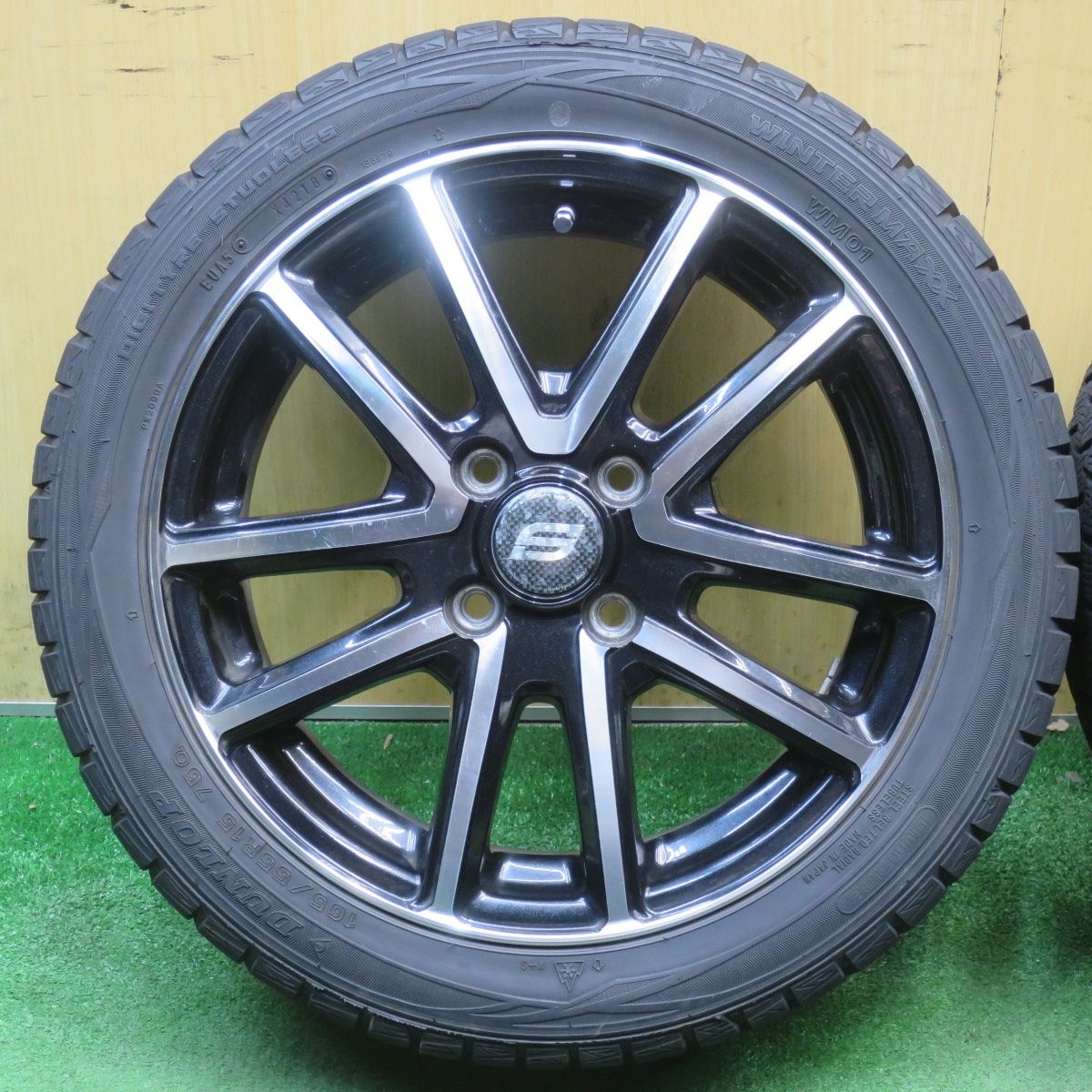 ダンロップ WINTER MAXX WM01 165/55R15 4本セット／2016~2017年製 8~9