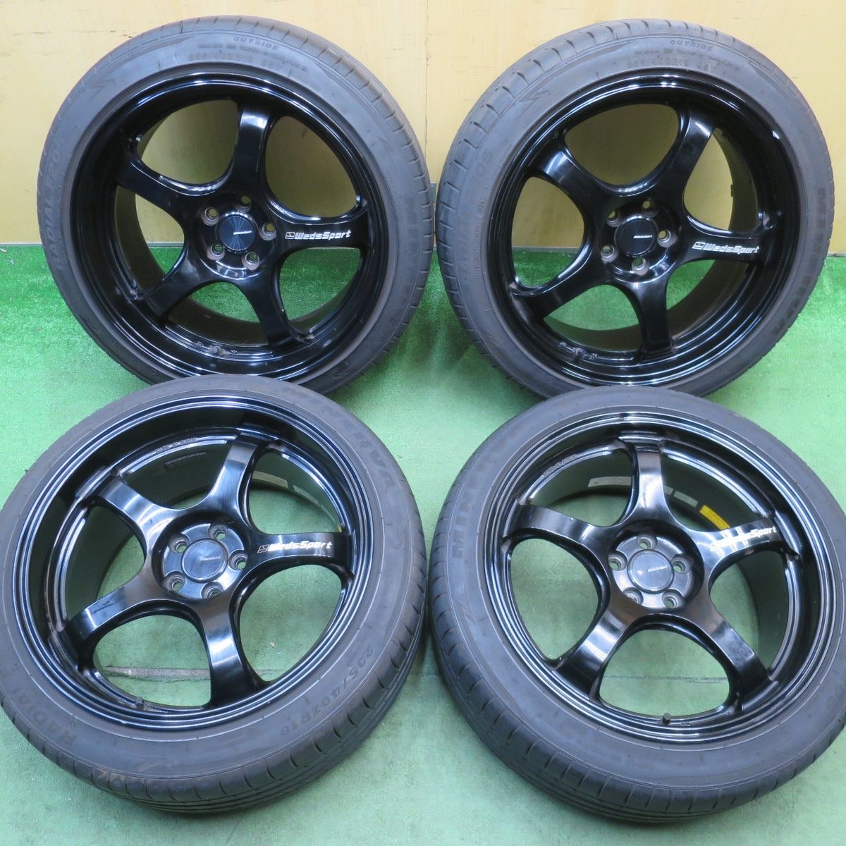 バリ溝！24年！キレイ！9分☆86 BRZ プリウス 等 WedsSport RN-05M 235 
