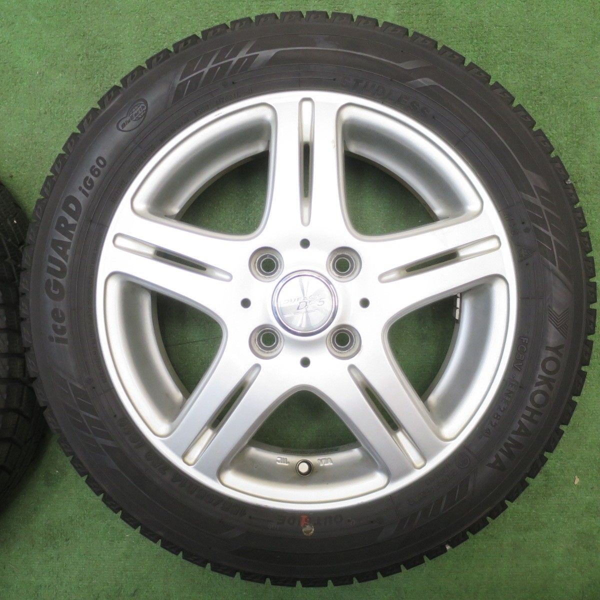 バリ溝！24年！9.5分☆スタッドレス 155/65R14 ヨコハマ アイスガード