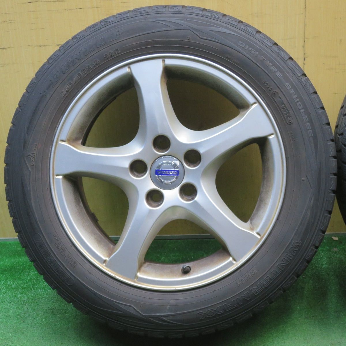 4本価格☆ボルボ S60 V60 等 純正 205/60R16 スタッドレス ダンロップ 