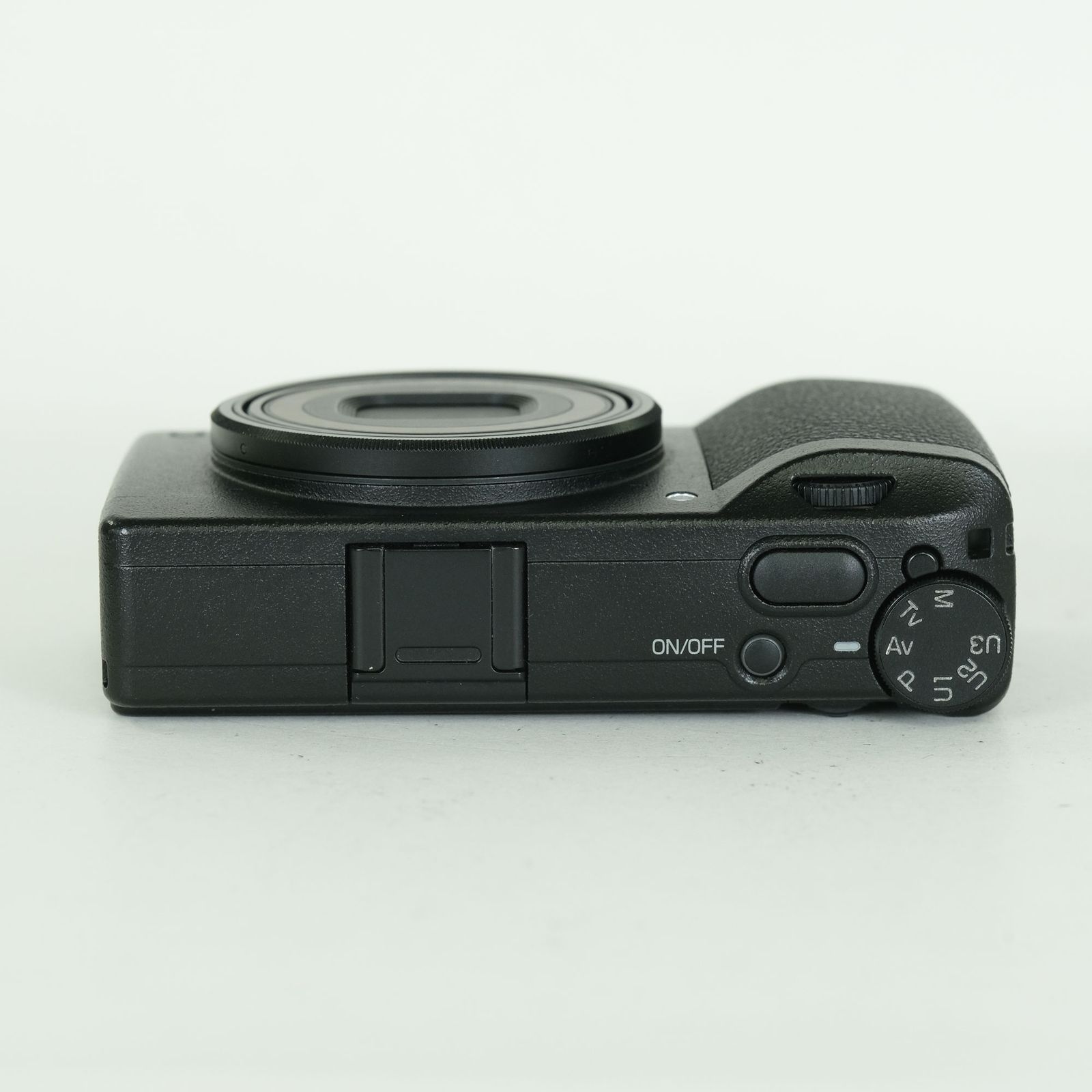良品 | シャッター数3,754回] RICOH GR III | コンパクトデジタル