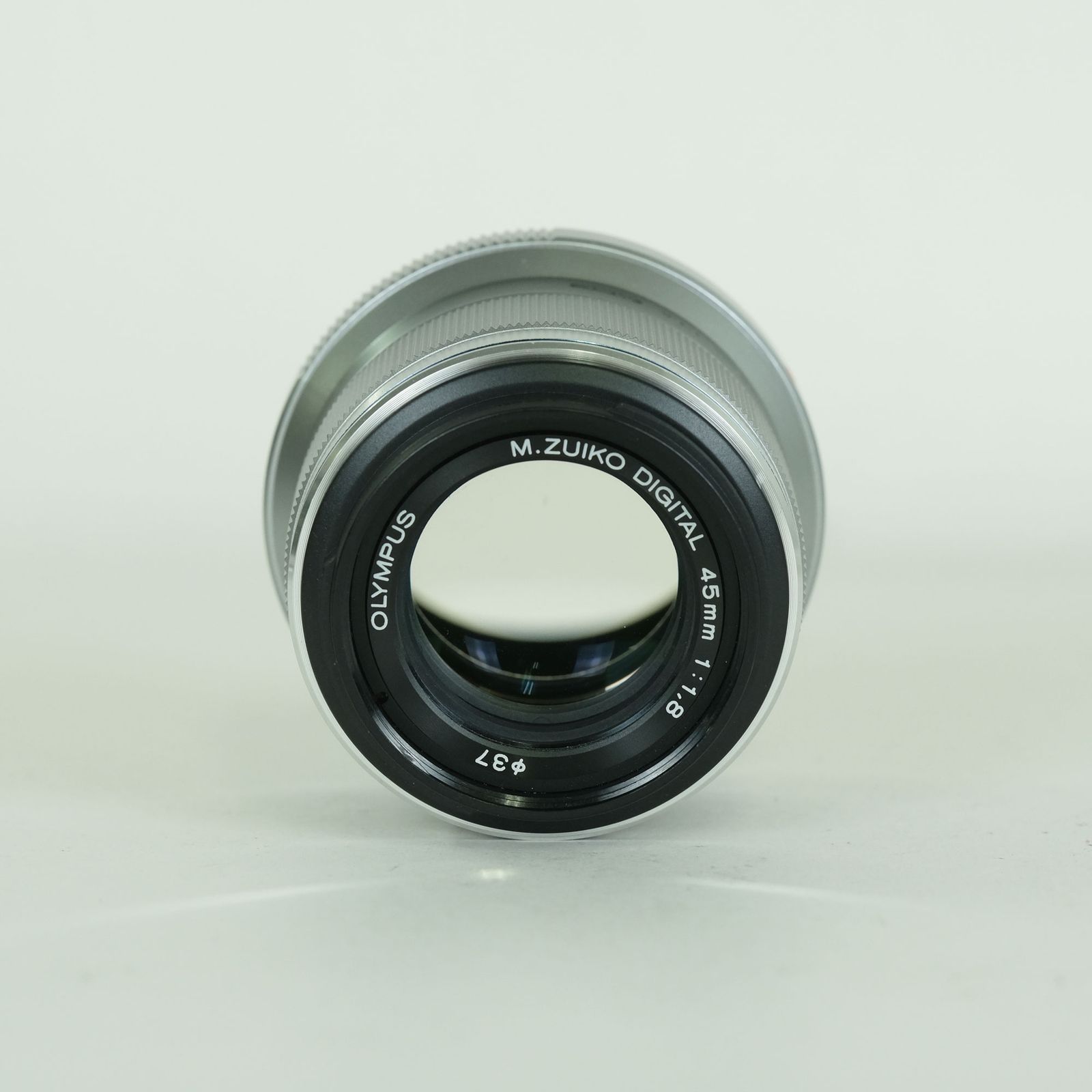 良品] OLYMPUS M.ZUIKO DIGITAL 45mm F1.8 [シルバー] | マイクロ