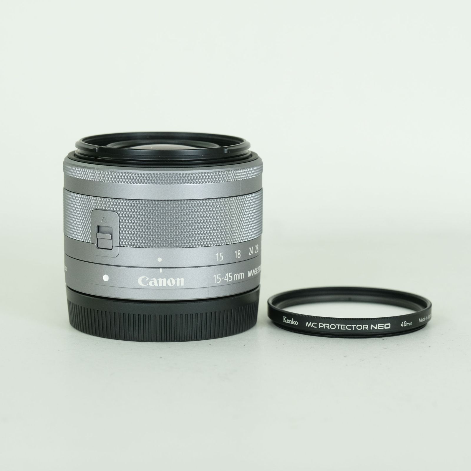 美品 | フィルター付] Canon EF-M15-45mm F3.5-6.3 IS STM [シルバー