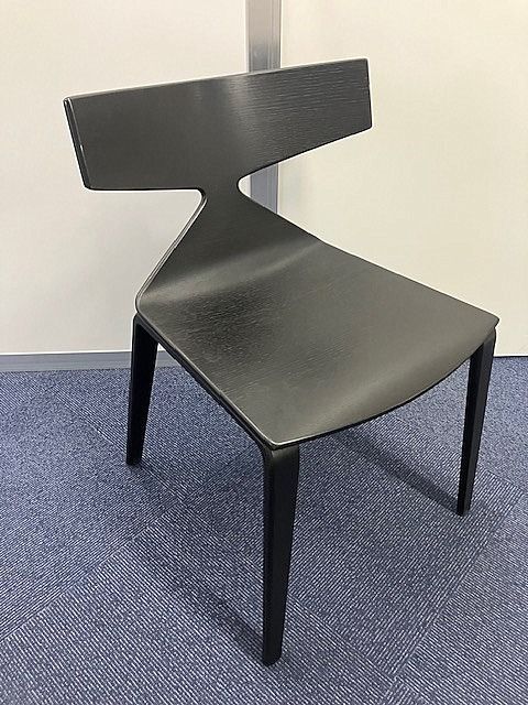 【東京都限定送料2200円も可】C アルペール arper SAYAチェア ブラック ダイニングチェア 木製 リエボレ・アルテール・モリーナ