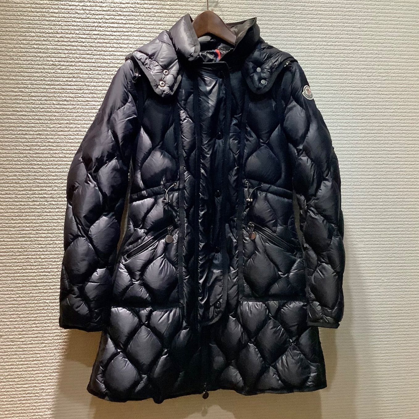 【メルカリ便】MONCLER モンクレール ダウンコート／PASSY【鑑定済み】 モンクレール MONCLER LON ロン ダウンコート ロング ダウンジャケット