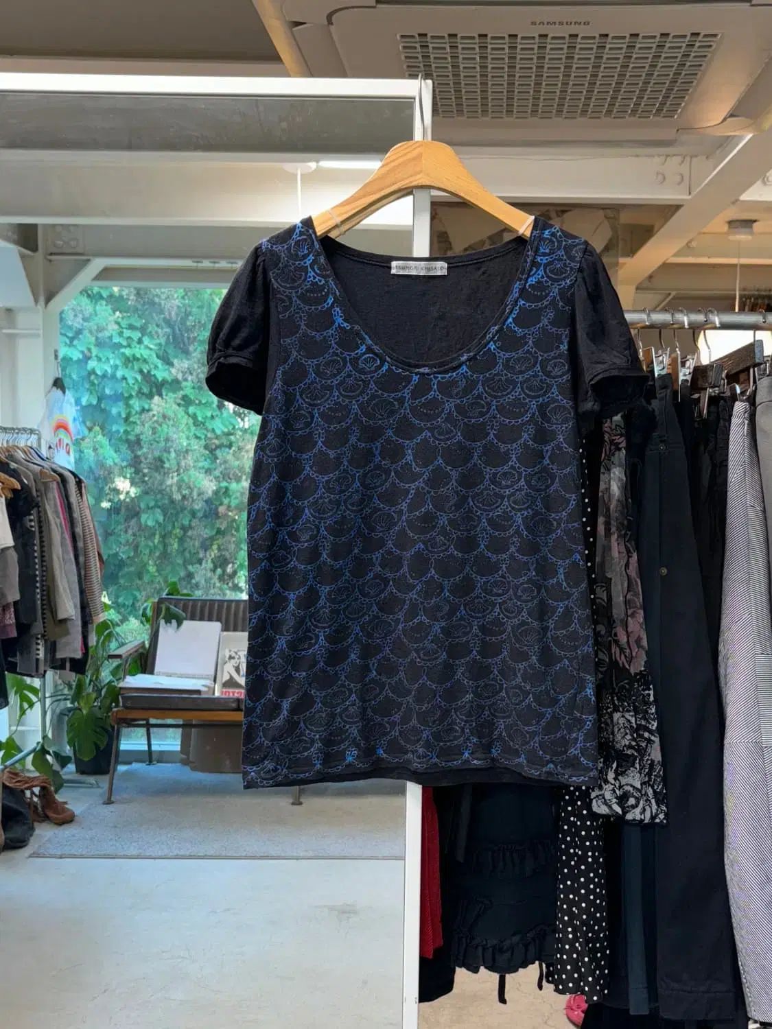 ツモリ チサト パフ Tシャツ