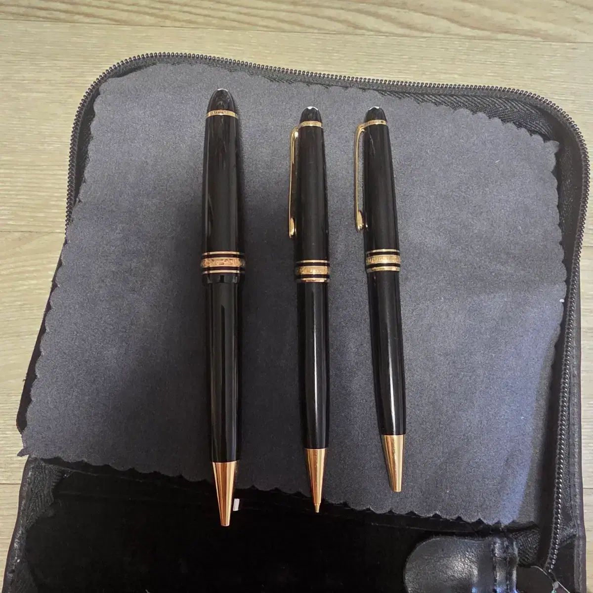 (正規品)MONT BLANC モンブラン 161 164ボールペン 165シャープペンシル 3連ペンポーチ