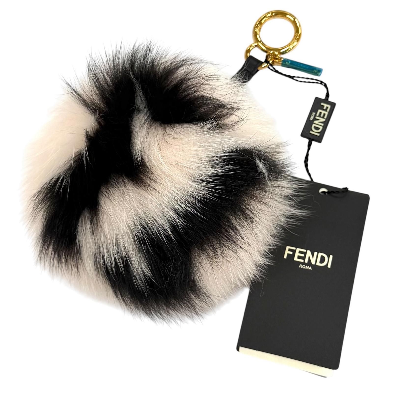 FENDI フェンディ ファー ポンポン バッグチャーム - ホワイト by