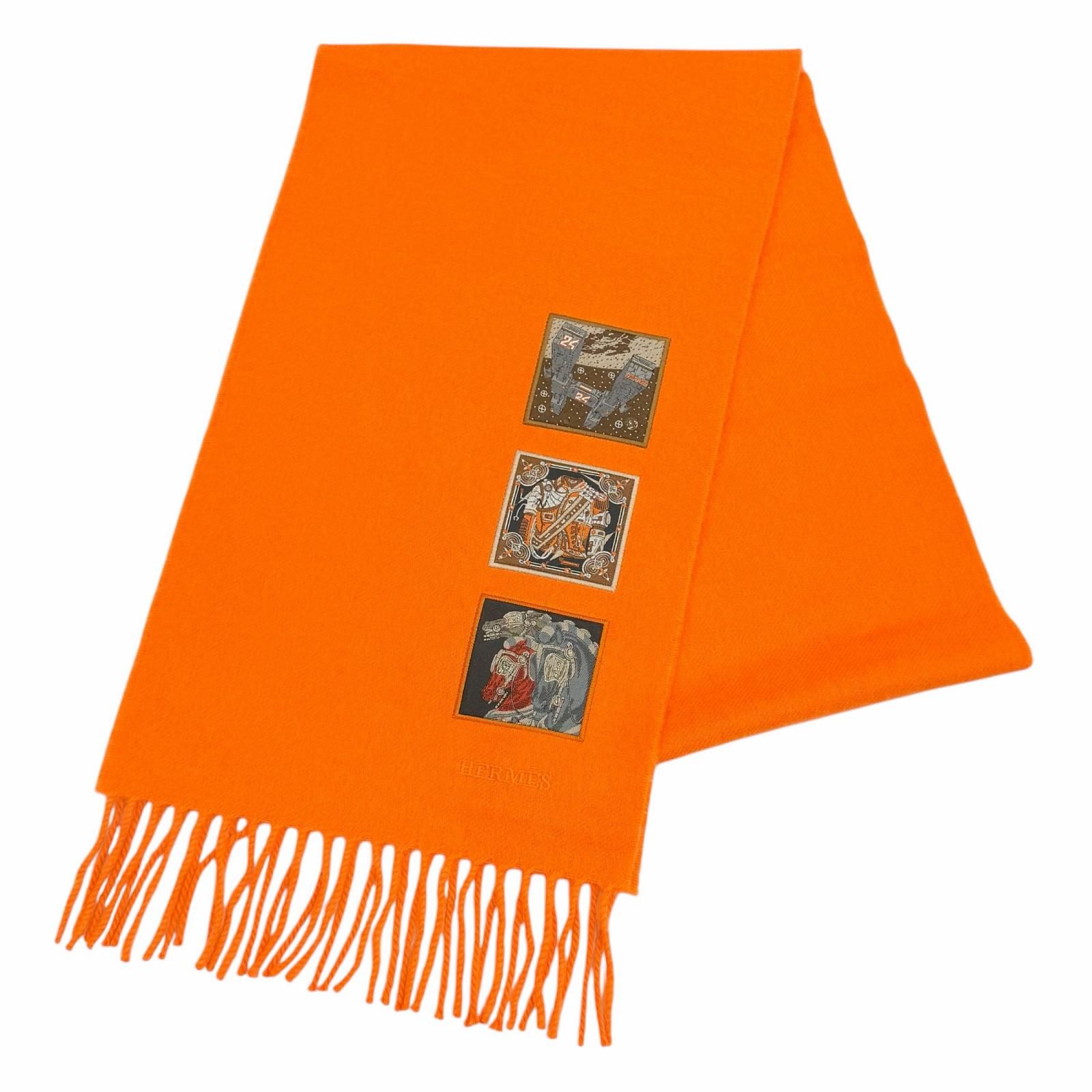 極美品★HERMES エルメス カシミヤ100% 2024年6月購入品 オレンジ バッジ ソワ ロゴ刺繍入り フリンジ付 マフラー オレンジ イギリス製 正規品 レディース 箱付き