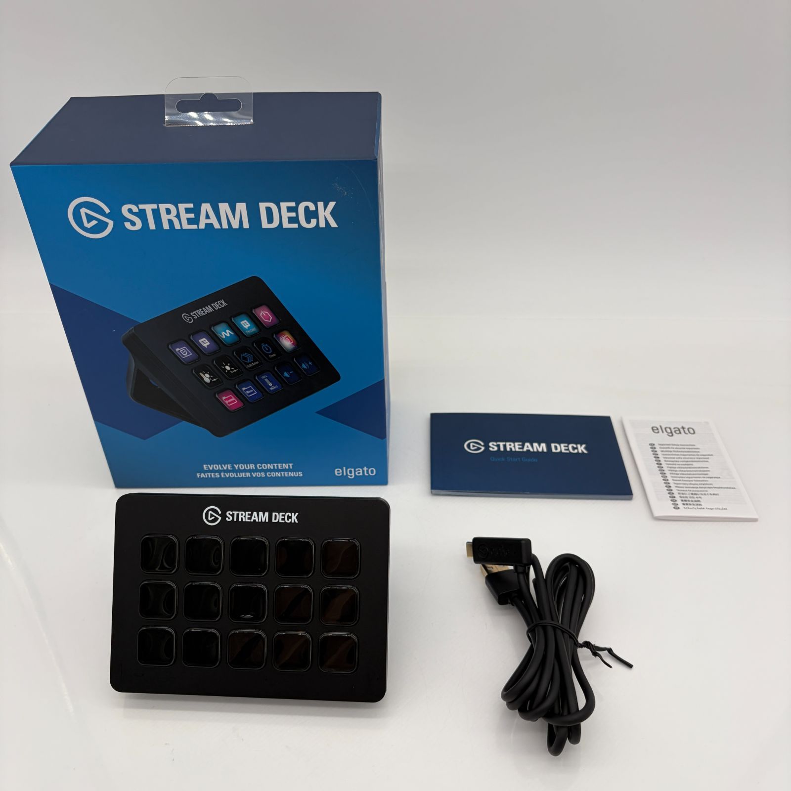 elgato STREAM DECK 中古品 中古美品】Elgato Stream Deck MK.2 15キー - メルカリ