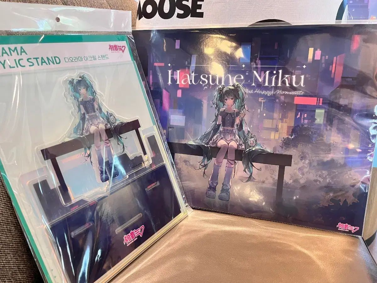 初音 ミク 感謝祭 ポップアップ 一緒に聴こう ジオラマ アクリル スタンド & ポスター 未開封 セット