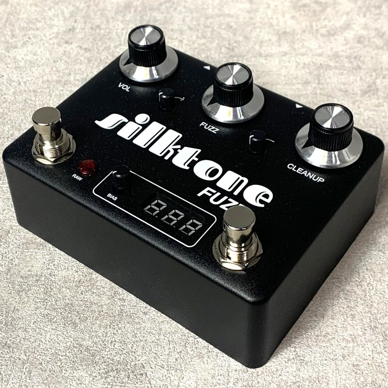 【加古川店】【楽器】 新品 エフェクター Silktone Fuzz + Black ファズ ファズ ブラック 【472】