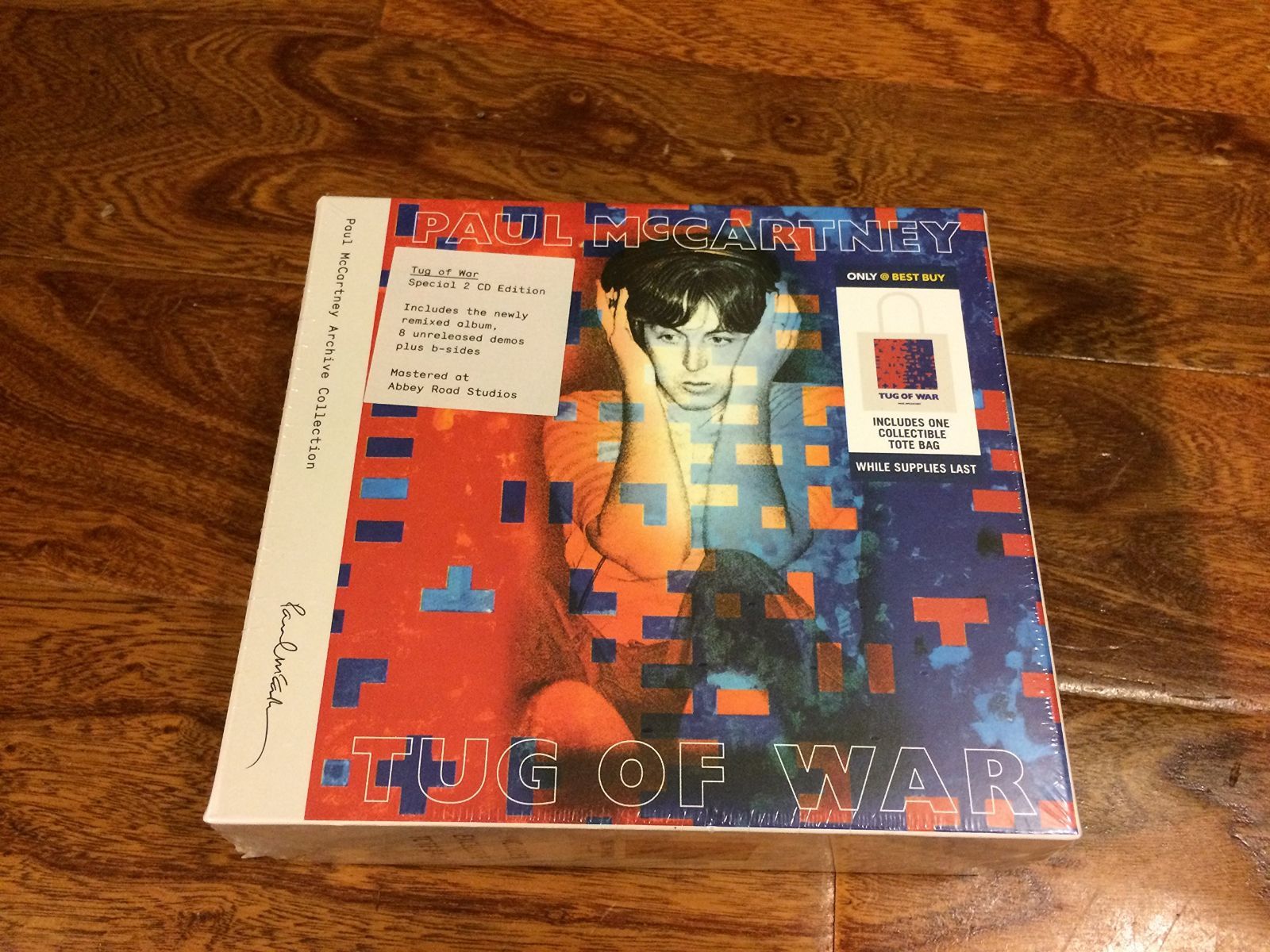 【CD】Tug Of War (2CD+Tote Bag)