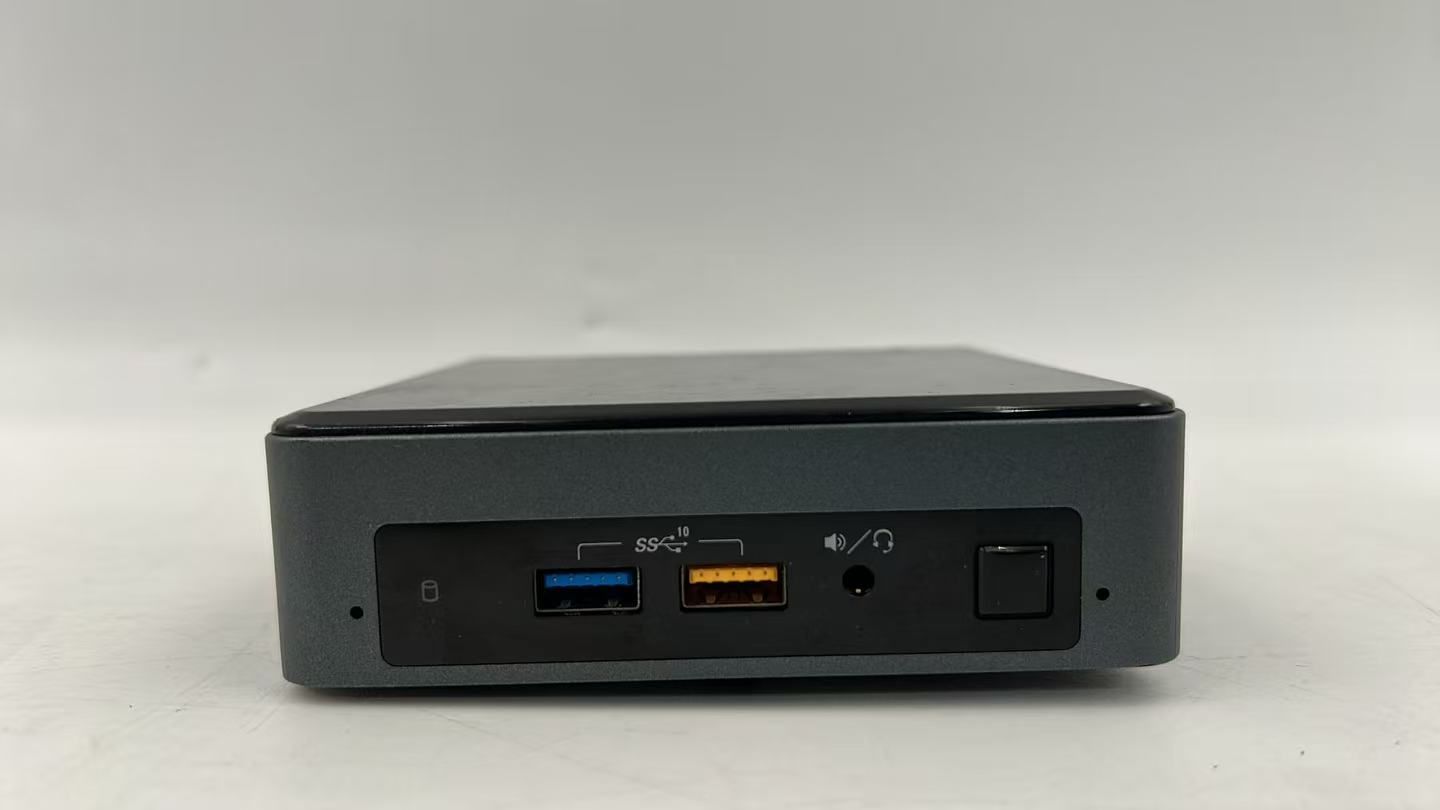 INTEL NUC NUC8BEK BOXNUC8i3BEK i3-8109U MINI超小型 ミニ 8GB