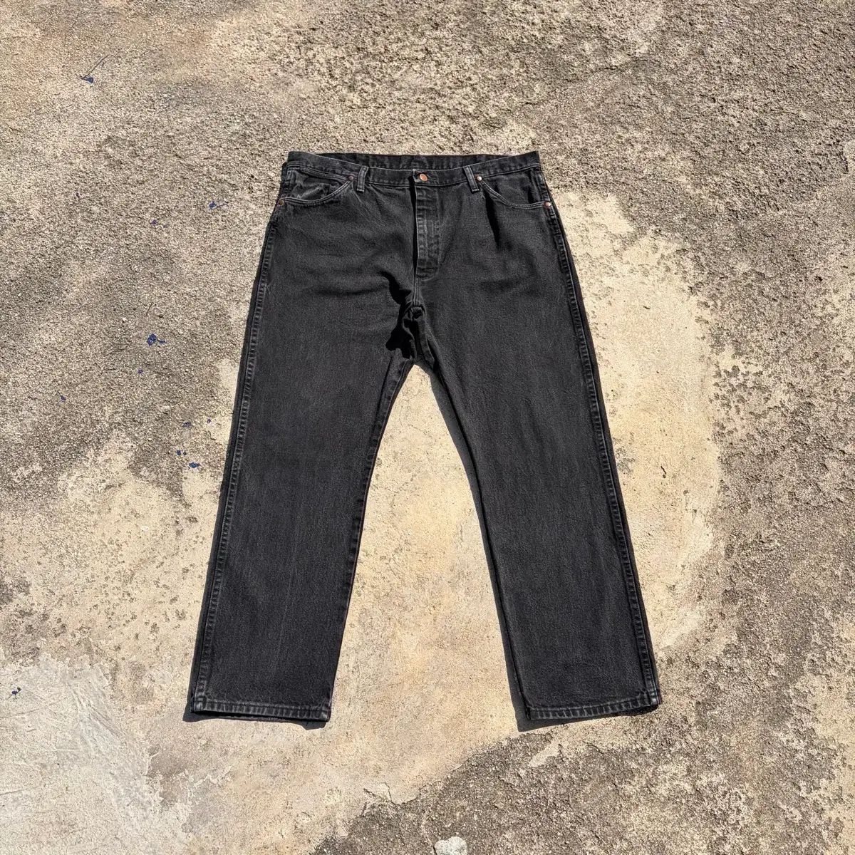 00s Wrangler(ラングラー) ブラックデニム ヴィンテージ ブラックジーン デニムパンツ 38x30