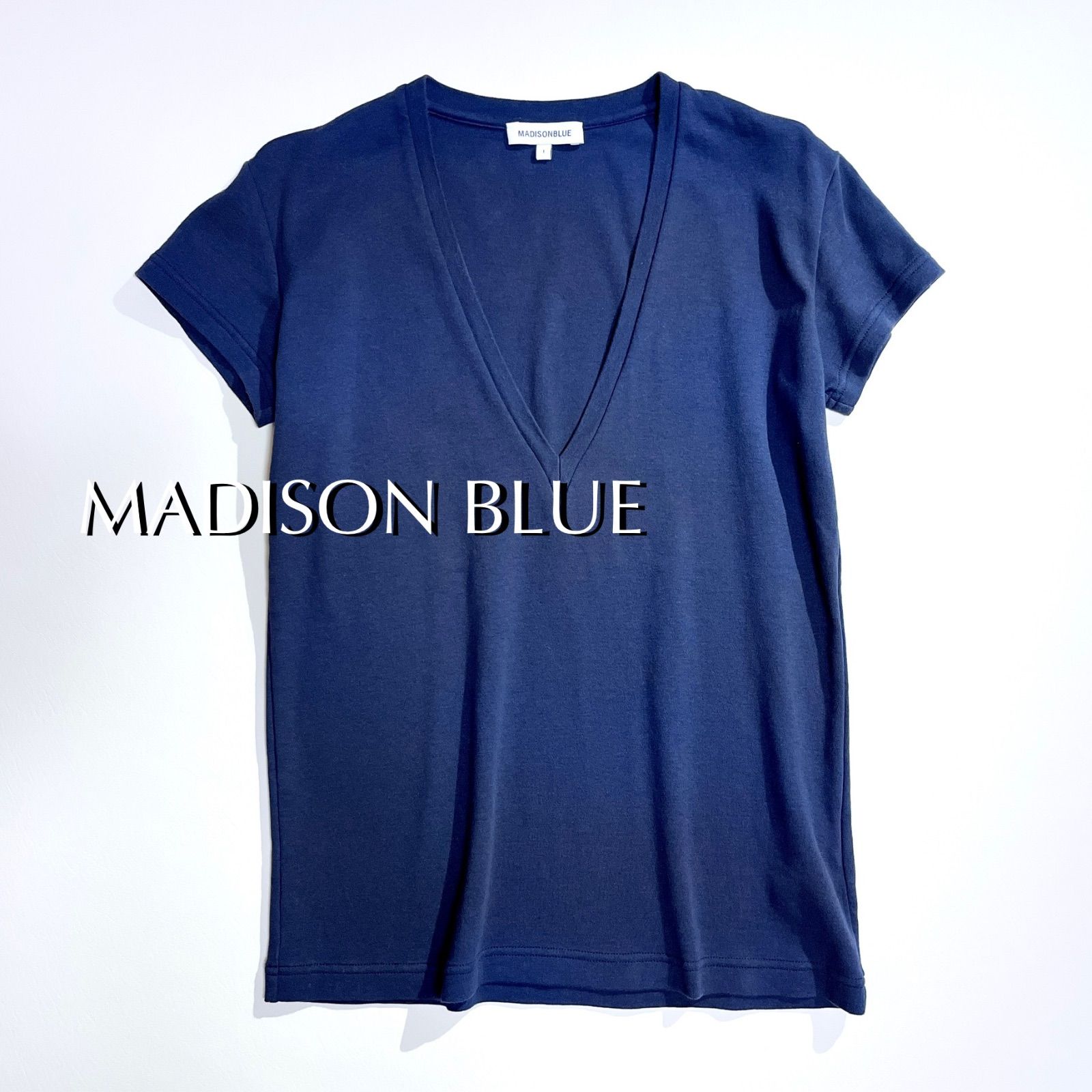 kU91 MADISON BLUE Vネックカットソー Tシャツ トップス 半袖 ネイビー