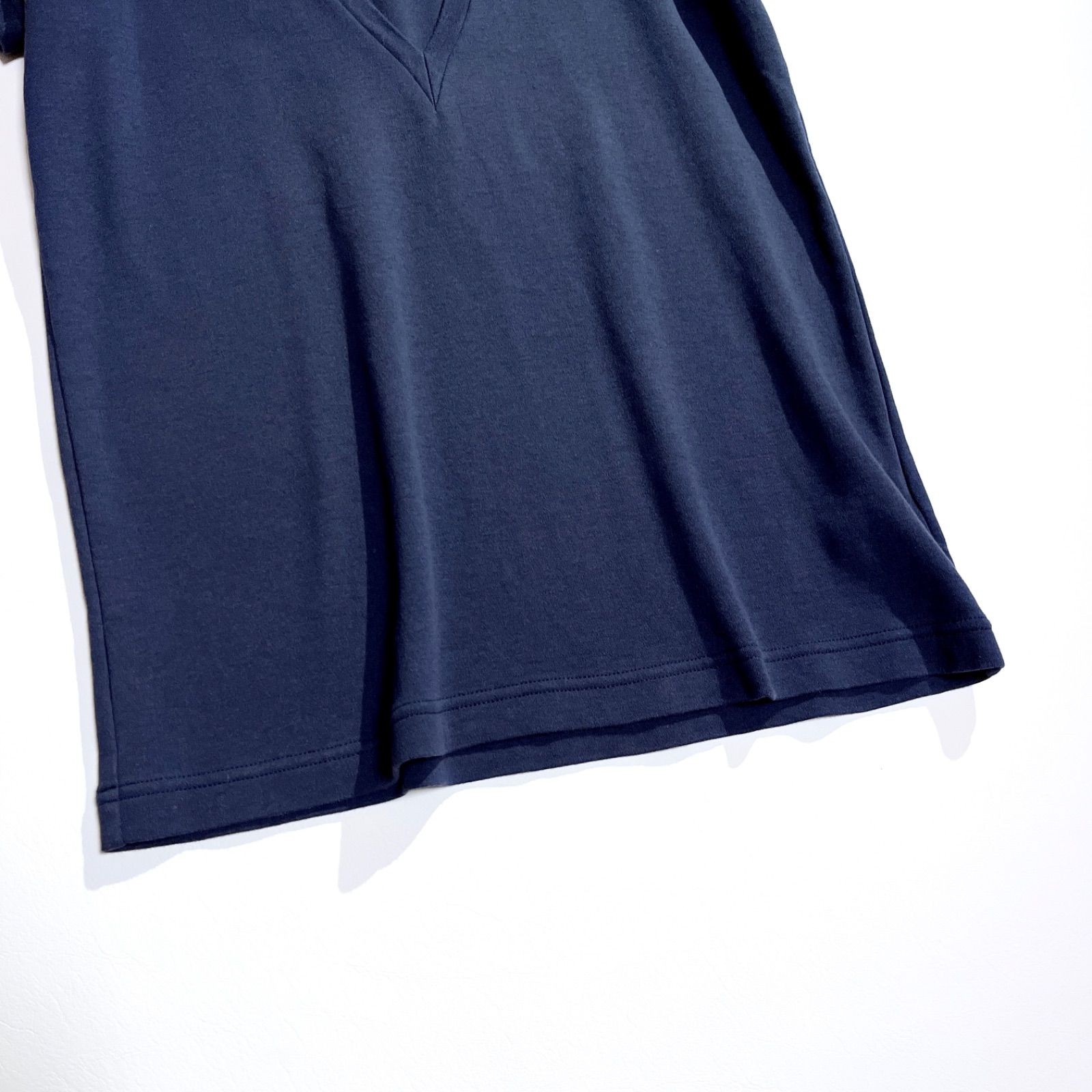 kU91 MADISON BLUE Vネックカットソー Tシャツ トップス 半袖 ネイビー 