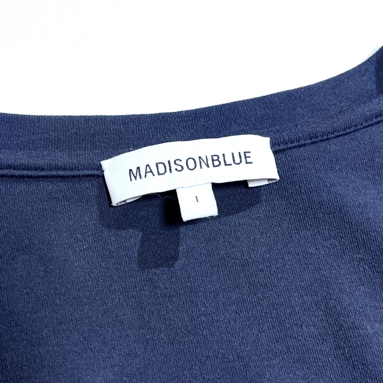 kU91 MADISON BLUE Vネックカットソー Tシャツ トップス 半袖 ネイビー 