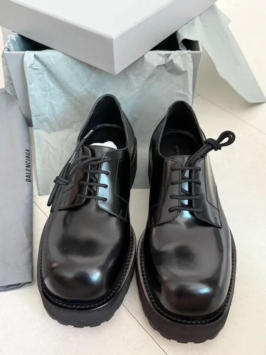 (新品) Balenciaga バレンシアガ ヴェノム ドビ ブラック 42