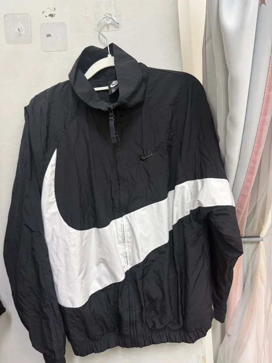 NIKE ナイキ BIG ビッグ スウッシュ ウーブン ジャケット ブラック