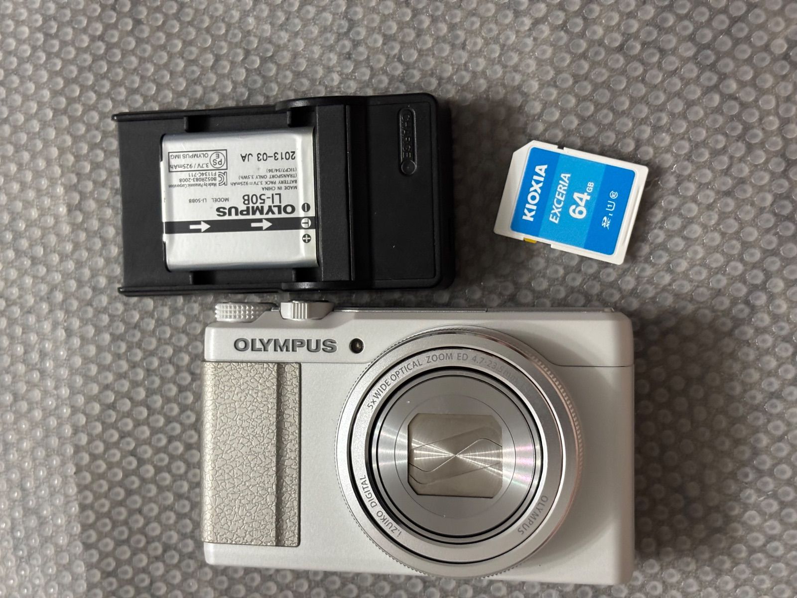 OLYMPUS STYLUS XZ-10 　　26040729