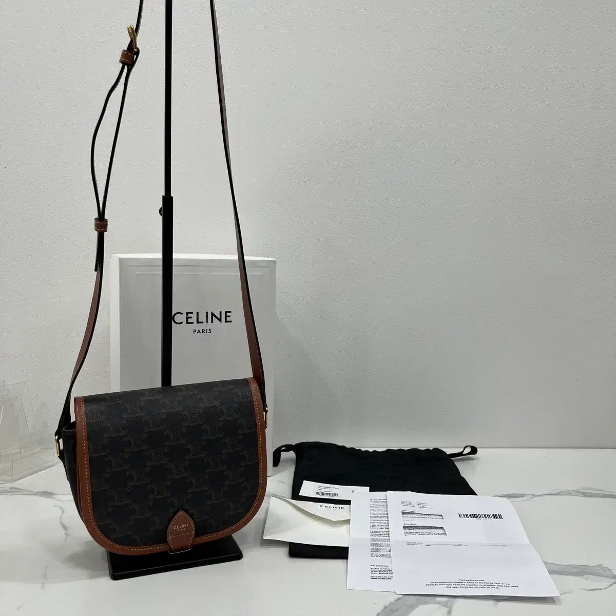 インボイス含む/ほぼ新品 セリーヌ トリオンフ ポールコバッグ ミディアム