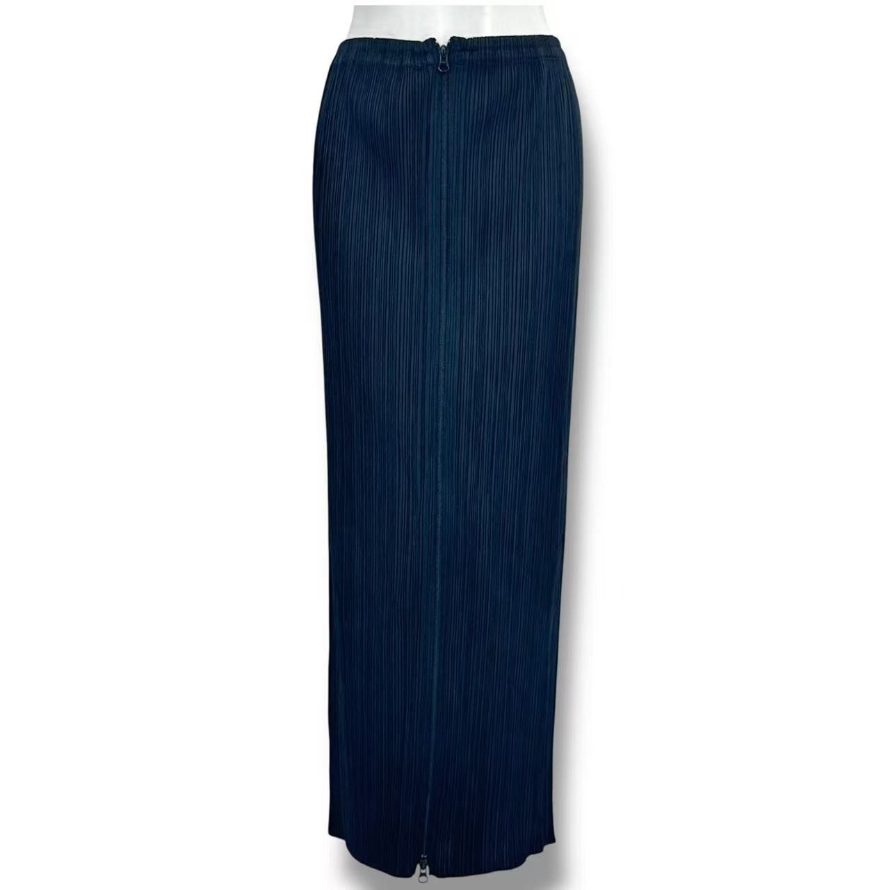極美品 ISSEY MIYAKE イッセイミヤケ PLEATS PLEASE プリーツプリーズ スカート チェーン サイズ3 ブラック