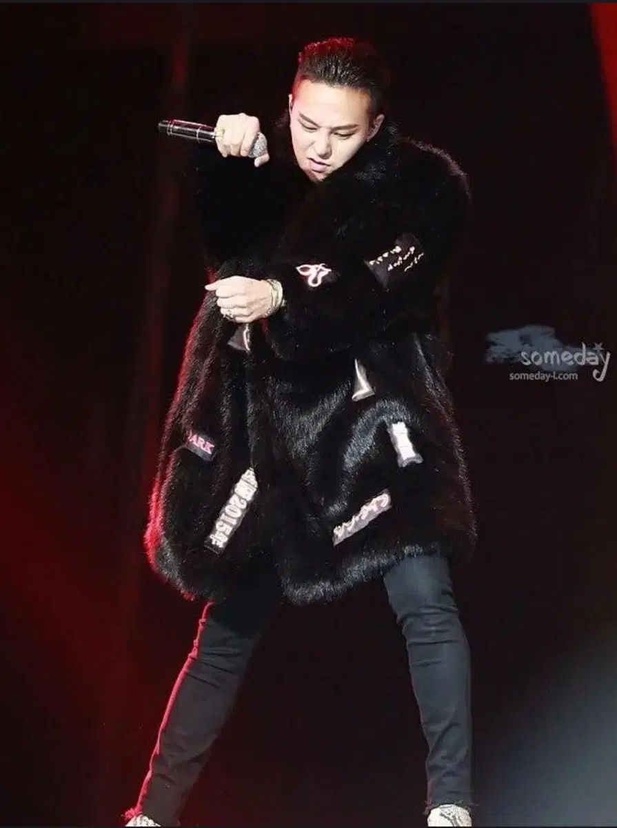 ヘインソ G-DRAGON ファーコート 2サイズ 出品