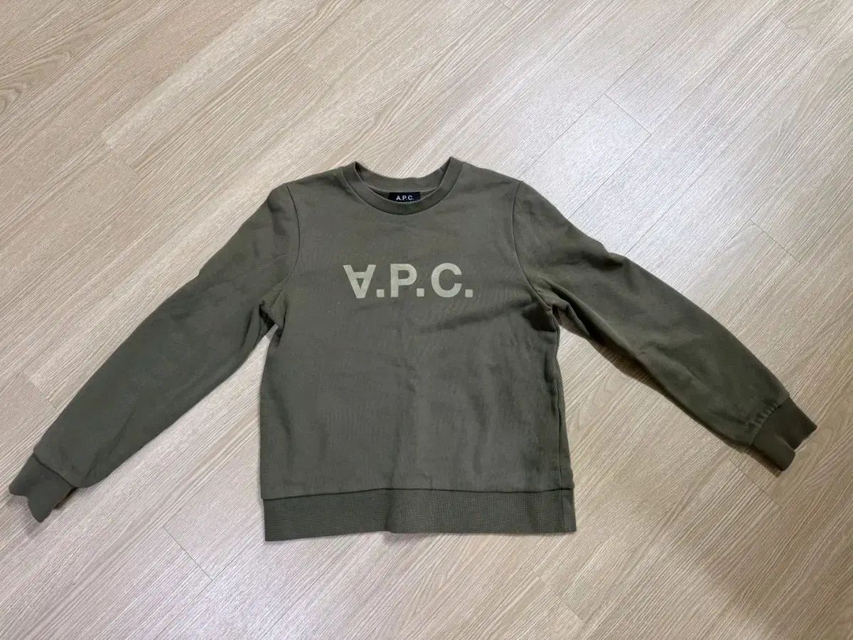 A.P.C. アーペーセー スウェット