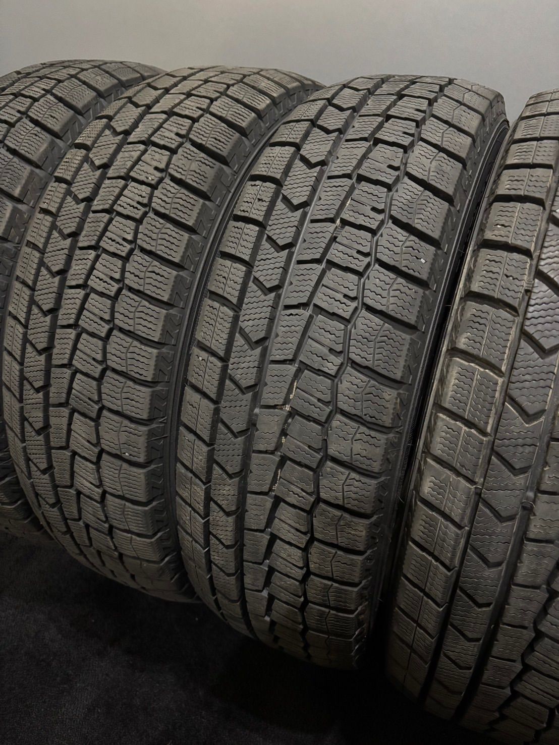 ★175/65R15 DUNLOP/WINTER MAXX WM02 24年製 スタッドレス 4本 ダンロップ ウィンターマックス アクア ヤリス フィット (3-M381)
