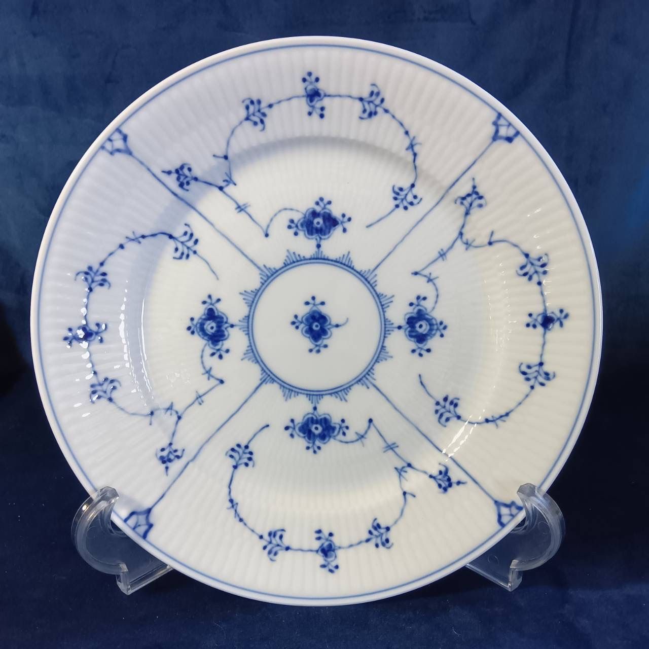 ロイヤルコペンハーゲン Royal Copenhagen ブルーフルーテッドプレイン